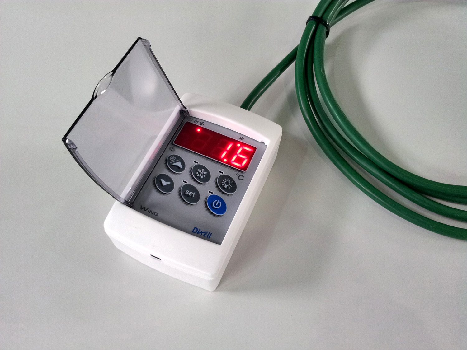 Use Dixell temperature controller